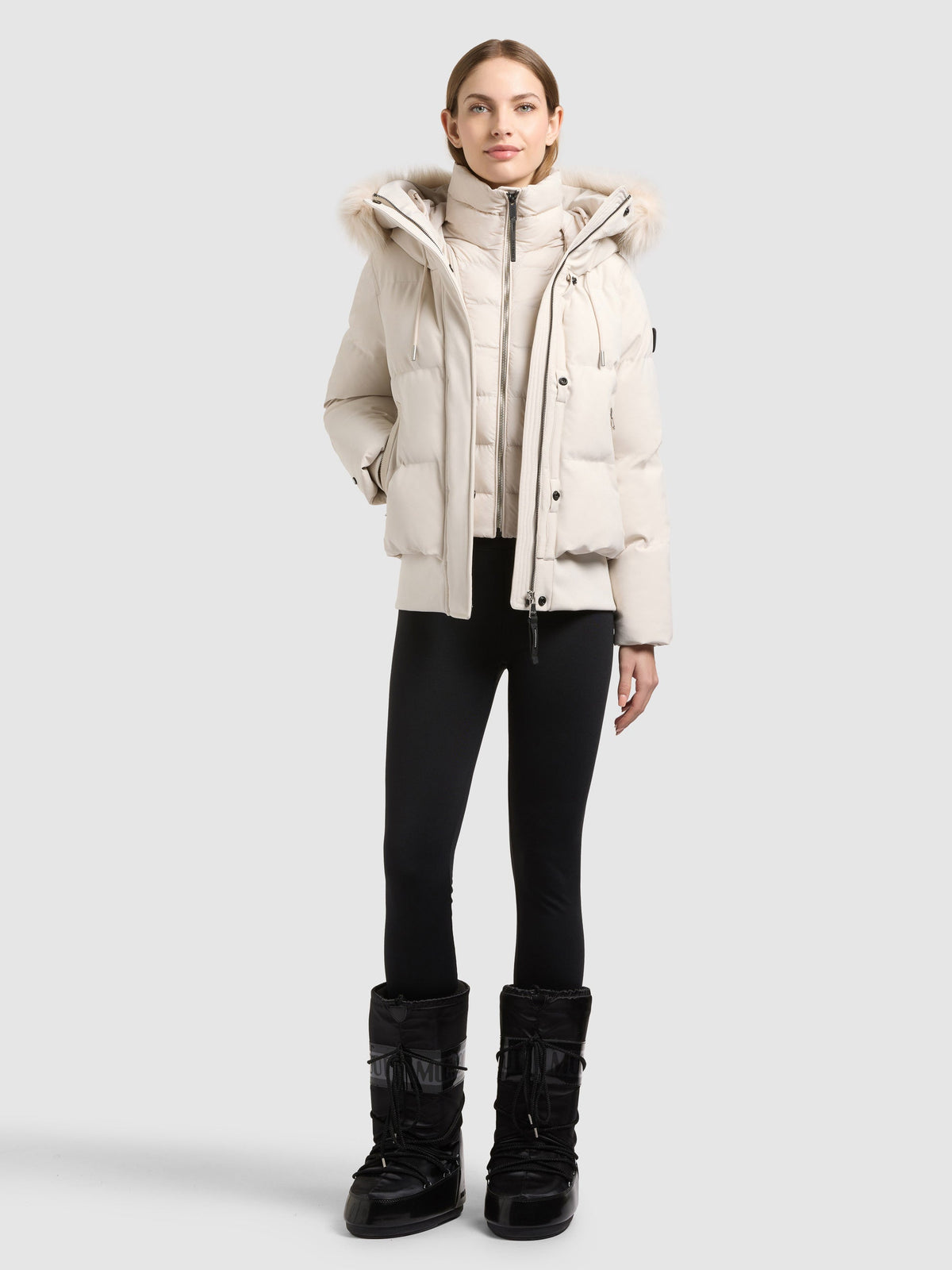Chaqueta Acolchada Corta Mujer Capucha Desmontable con Pelo Sintético