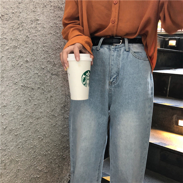 Jeans Anchos de Tiro Alto Estilo Retro Mujer - vista frontal con jersey naranja