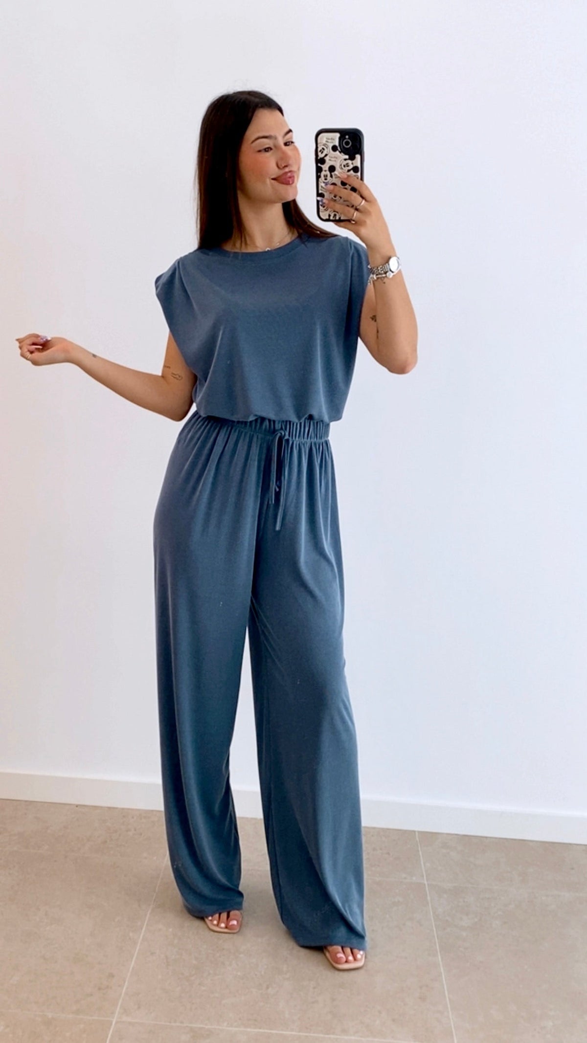 Conjunto Camiseta Hombreras y Pantalón