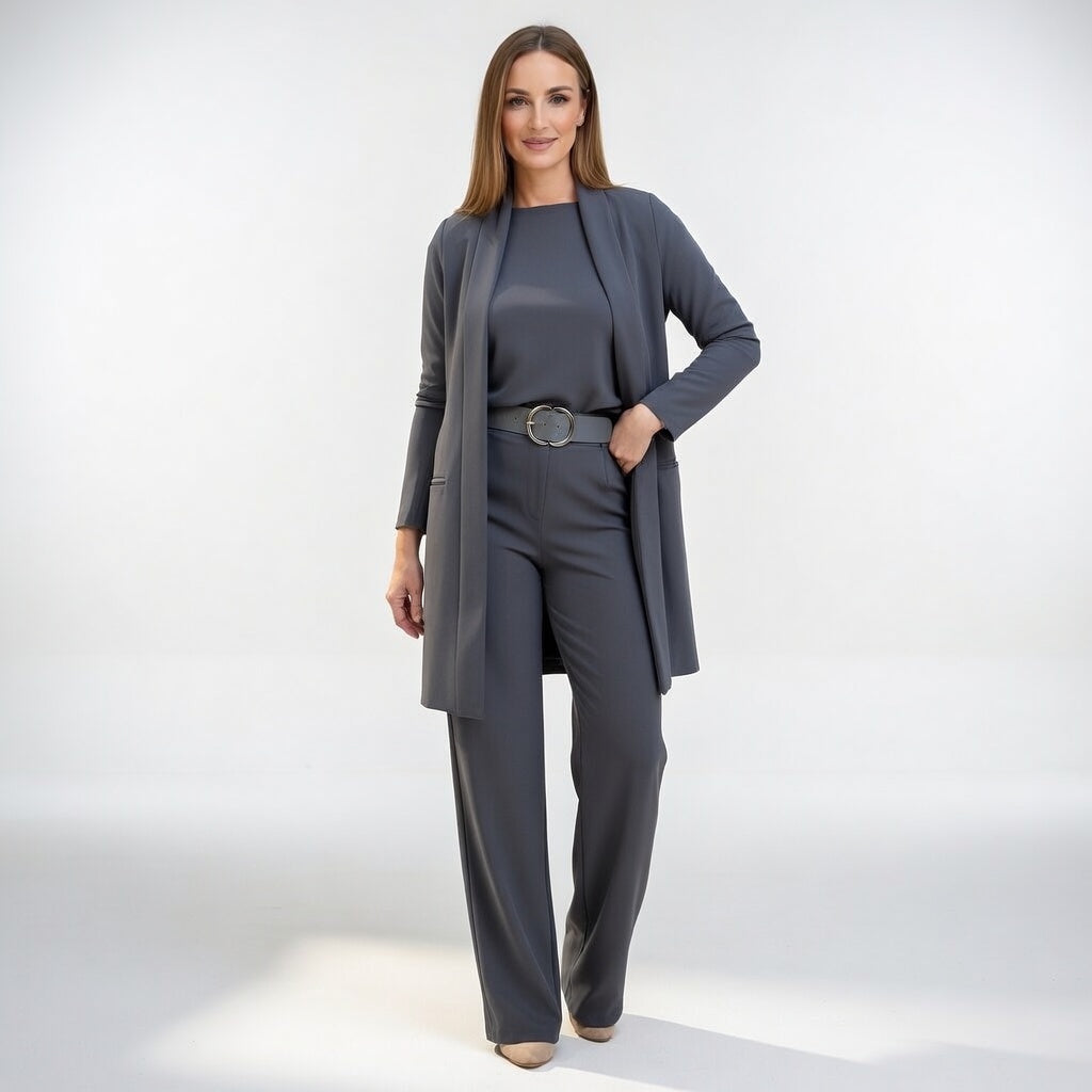 Conjunto Elegante Estructurado Moderno en color gris