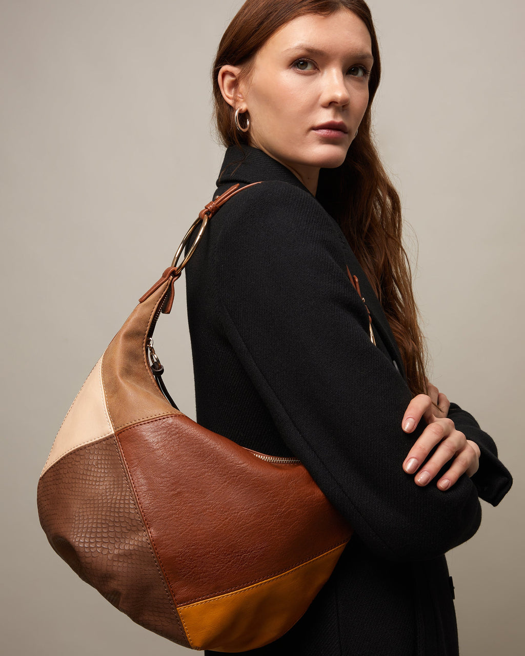 Bolso Hobo con Estampado Patchwork