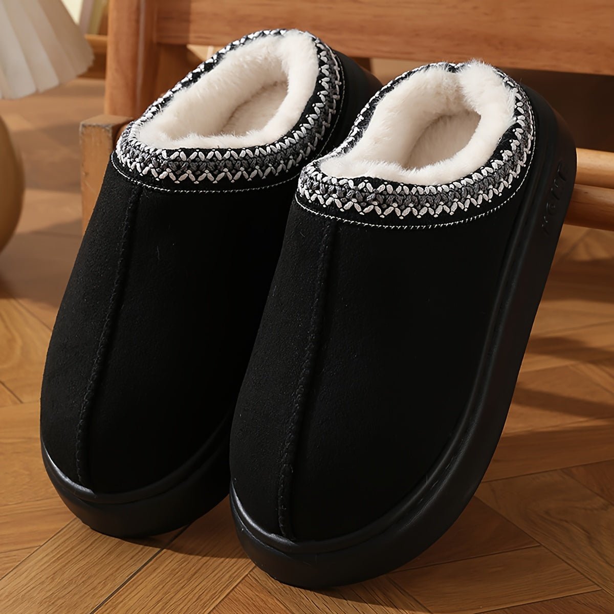 Pantuflas de Invierno Calientes y Cómodas en color negro