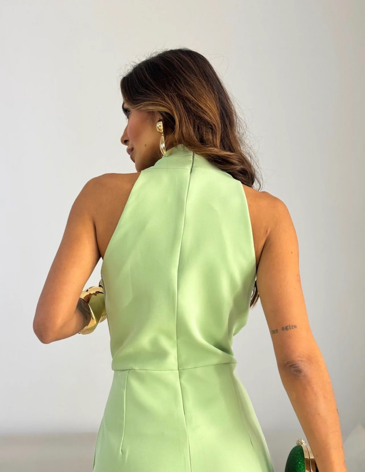 Mono Halter con Lazo Frontal Pierna Ancha Mujer