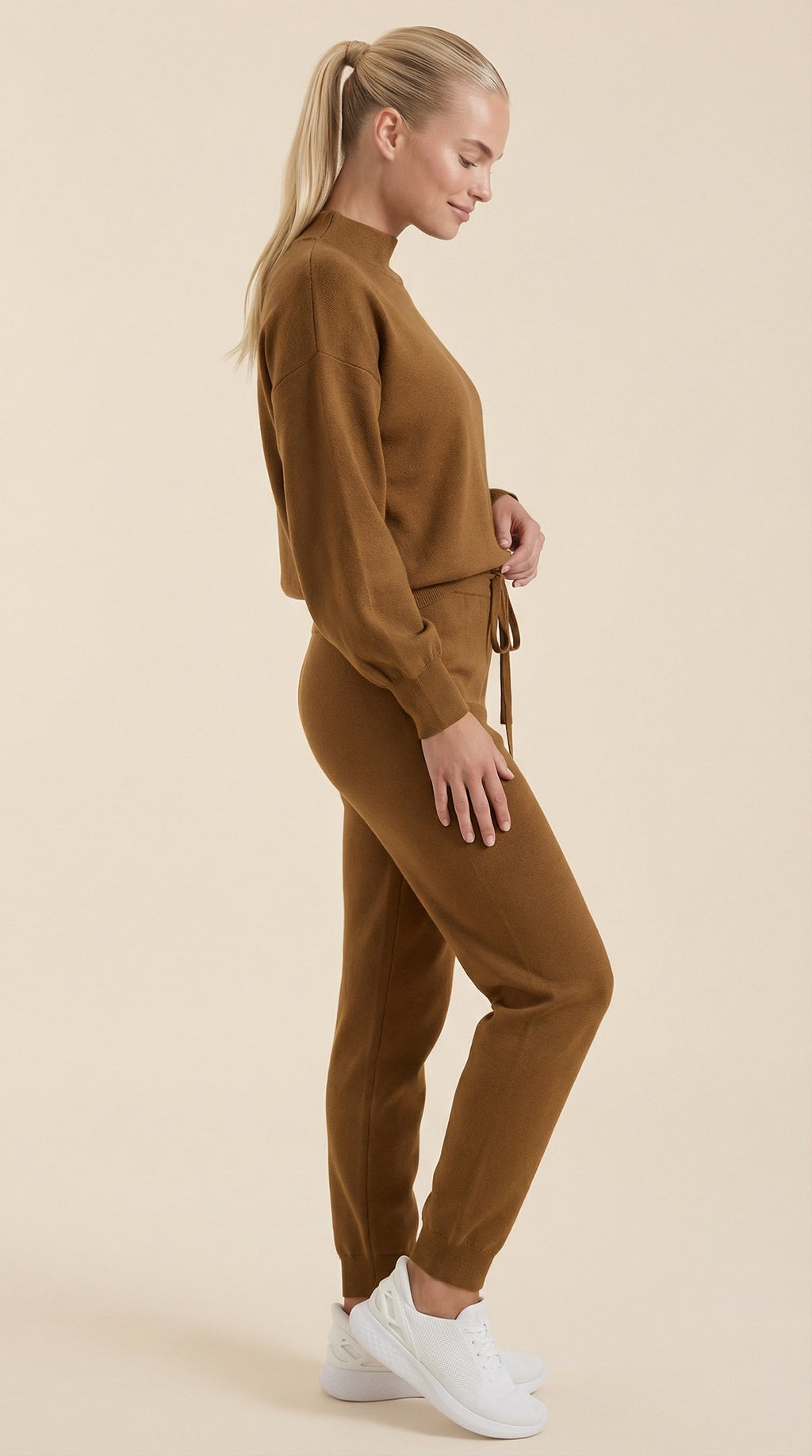 Conjunto Lounge Mavis de Punto con Cuello Alto Mujer