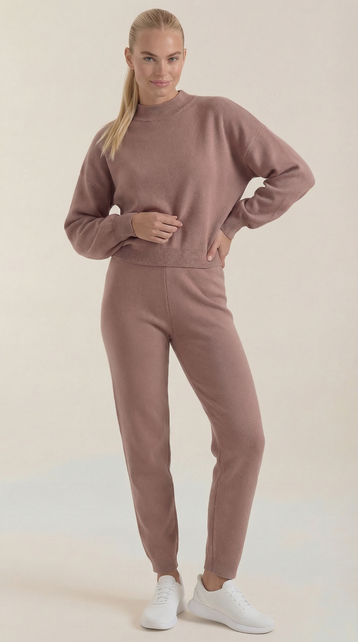 Conjunto Lounge Mavis de Punto con Cuello Alto Mujer