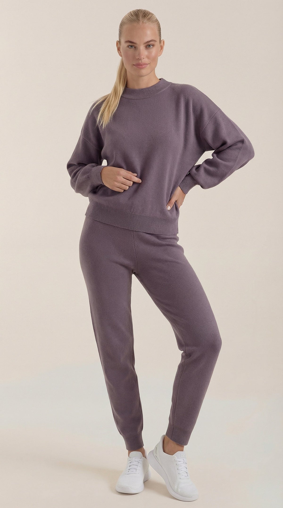 Conjunto Lounge Mavis de Punto con Cuello Alto Mujer