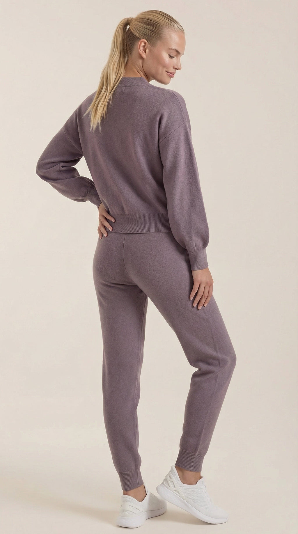 Conjunto Lounge Mavis de Punto con Cuello Alto Mujer
